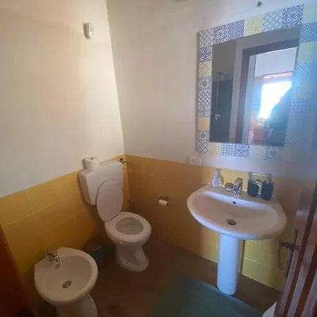 La Casa Sulla Spiaggia: Dimora Elma Reitani Exterior photo