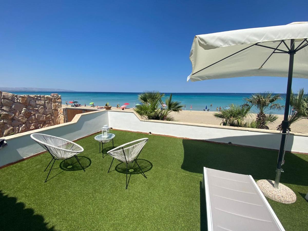 La Casa Sulla Spiaggia: Dimora Elma