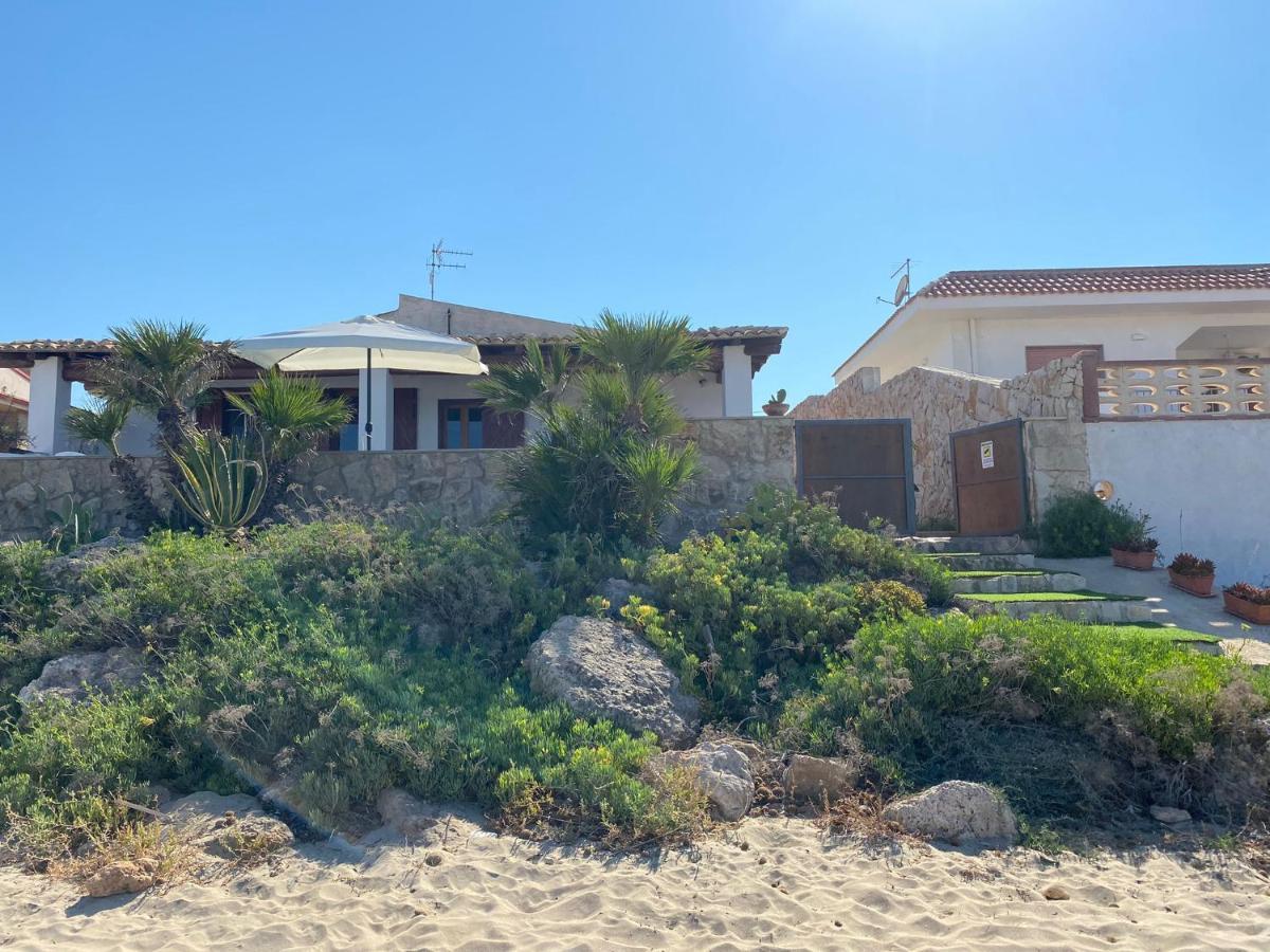 La Casa Sulla Spiaggia: Dimora Elma Villa