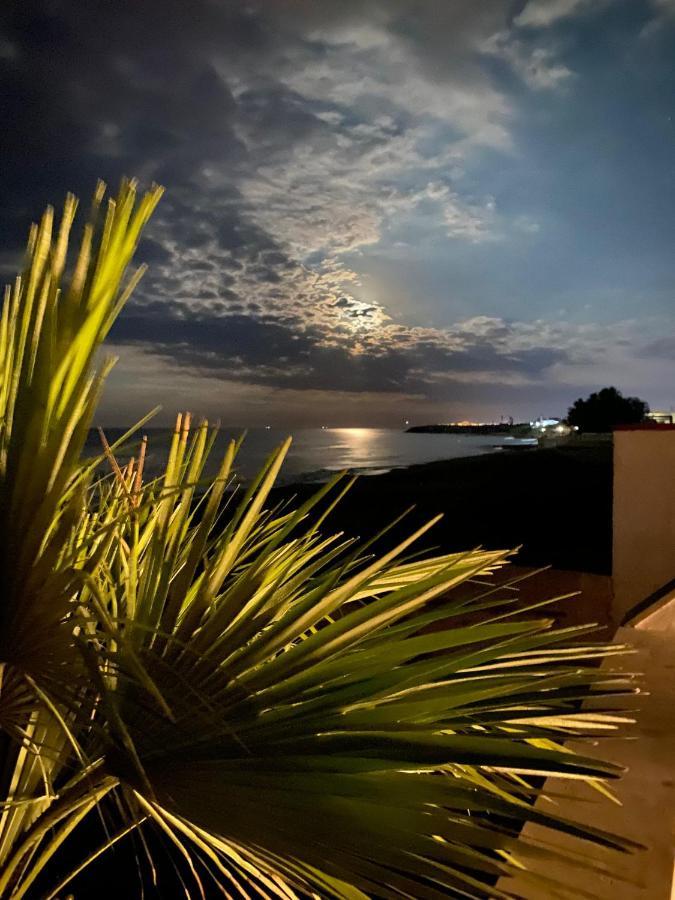 Villa La Casa Sulla Spiaggia: Dimora Elma *